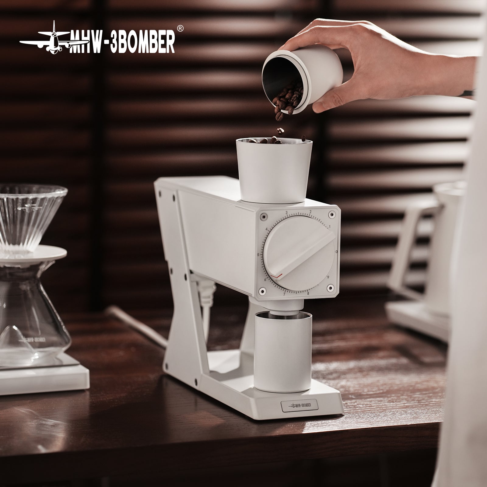 MHW-3BOMBER F74 Navigator Electric Coffee Grinder - Black