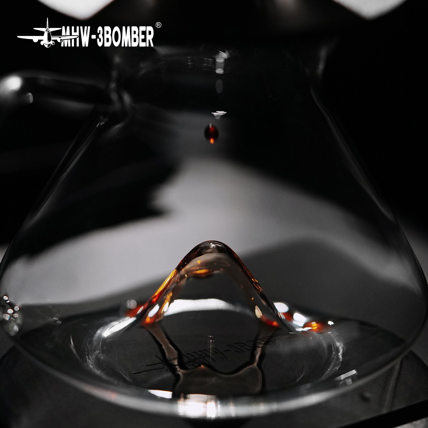 MHW-3BOMBER Hill Coffee Server