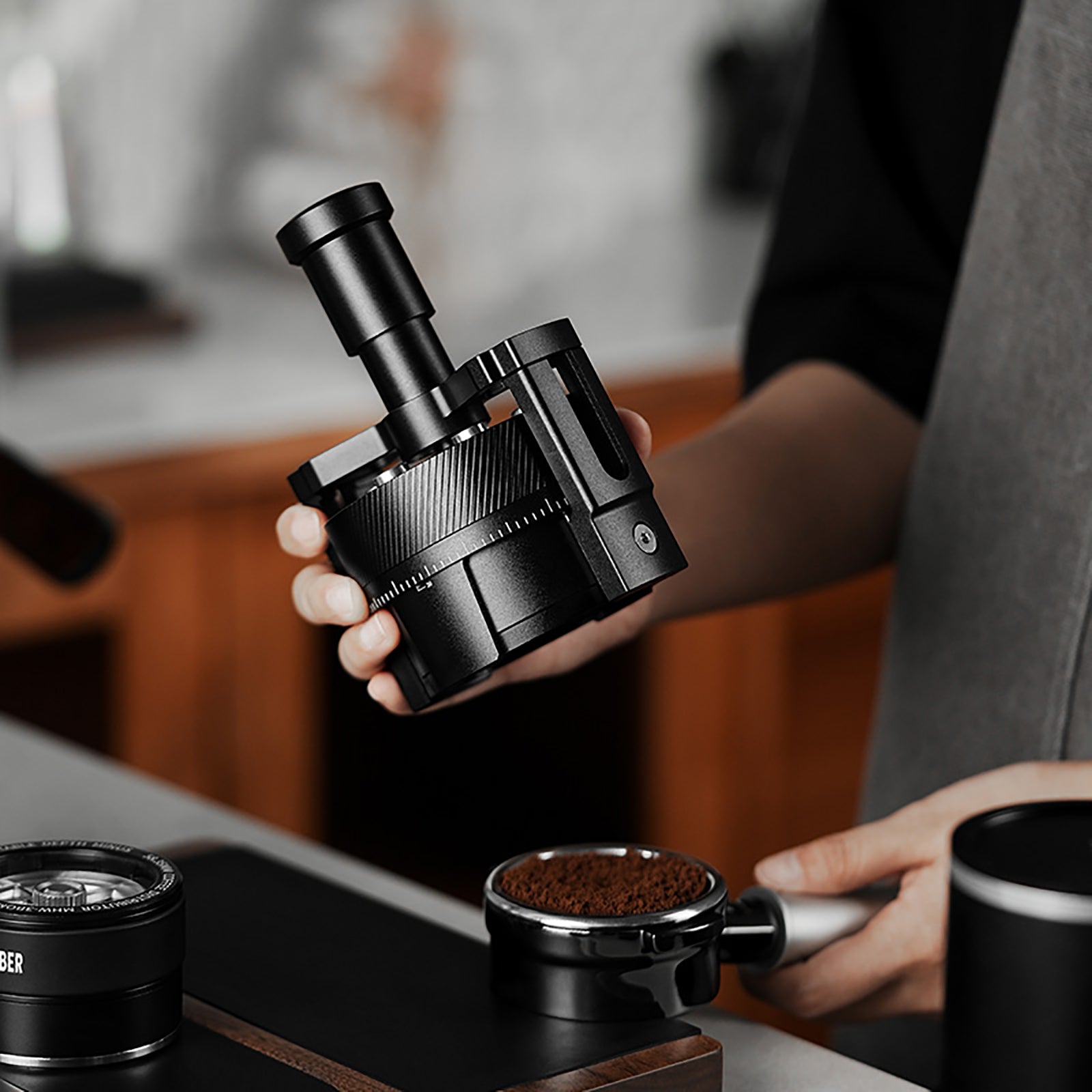 MHW SE Pro Needle Distributor- Obsidian Black - 58mm
