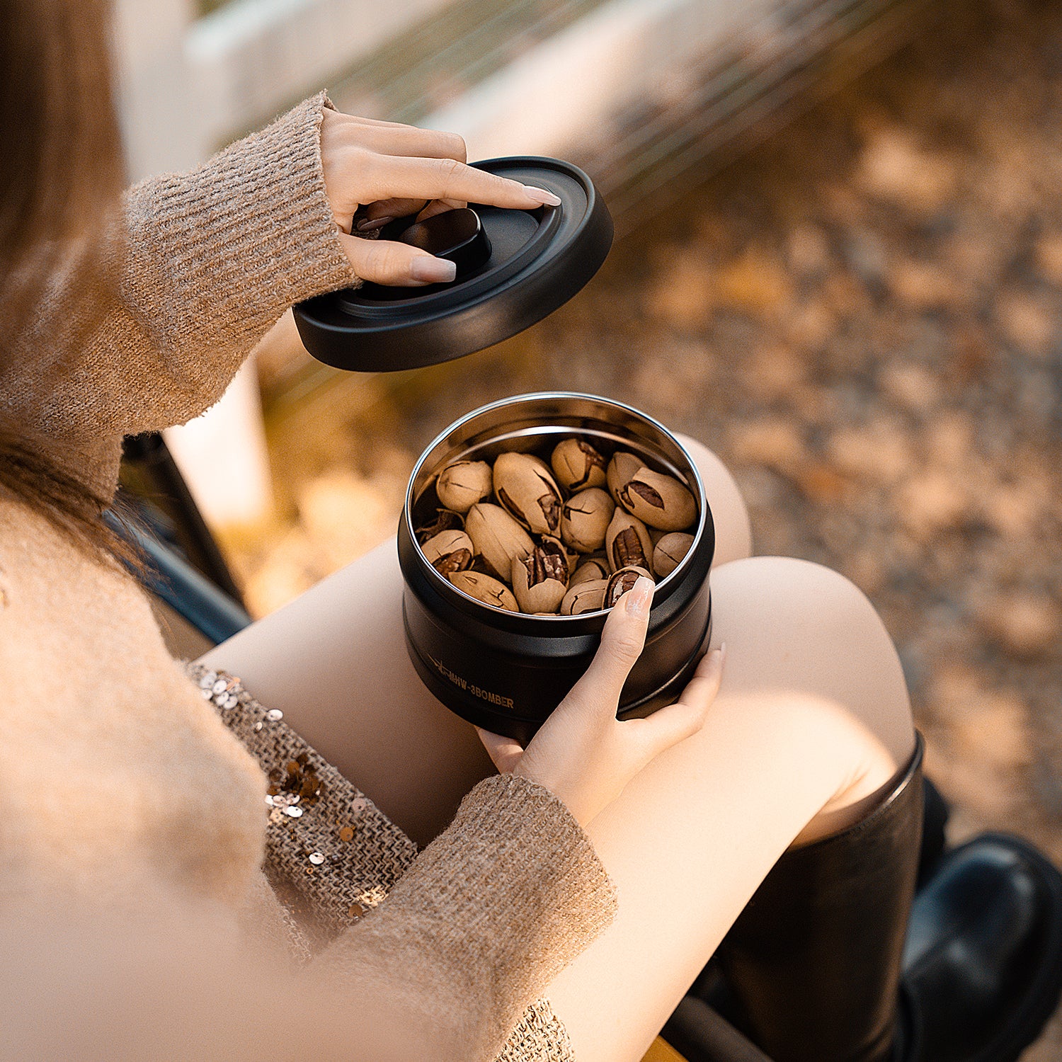 MHW Coffee Manual Vacuum Storage Canister - Black