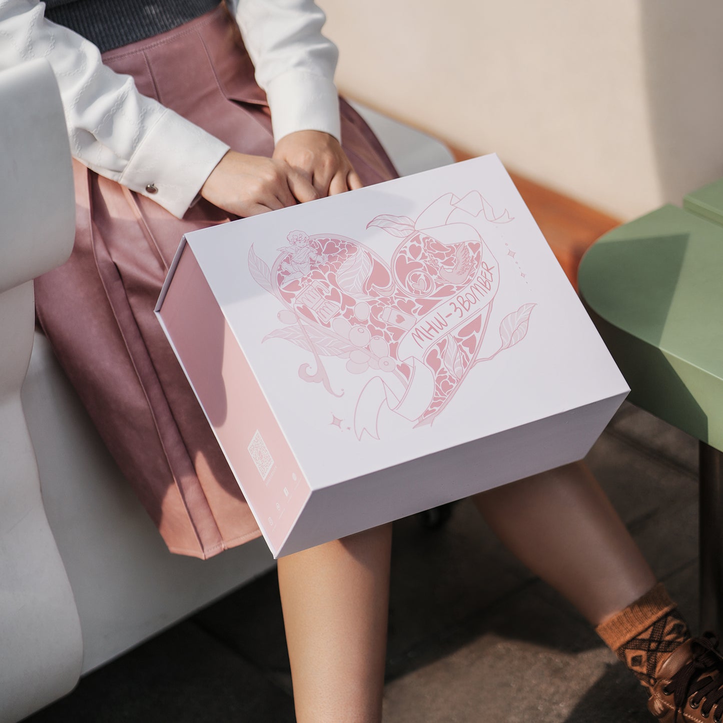 MHW-3BOMBER Flipped Moka Pot Gift Box - Pink