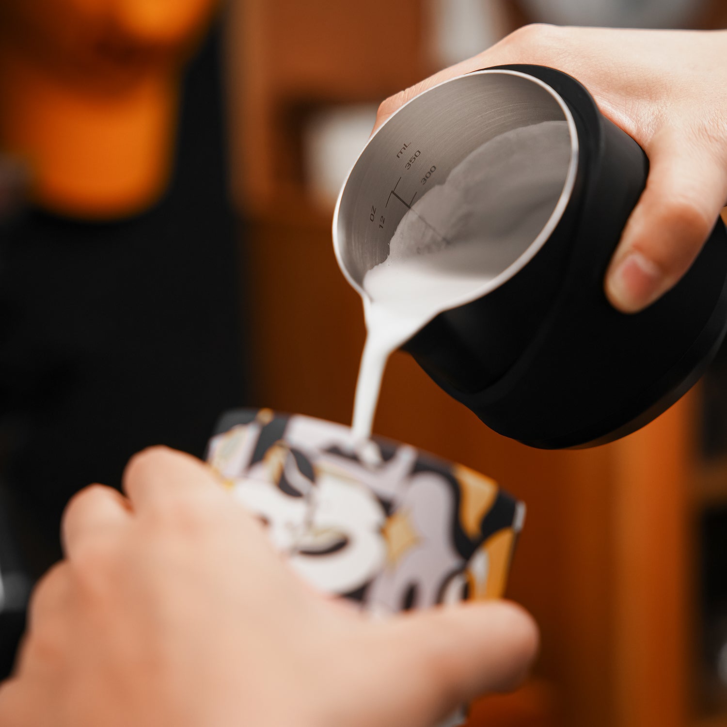 MHW GT Milk Pitcher 400ml Black Handleless