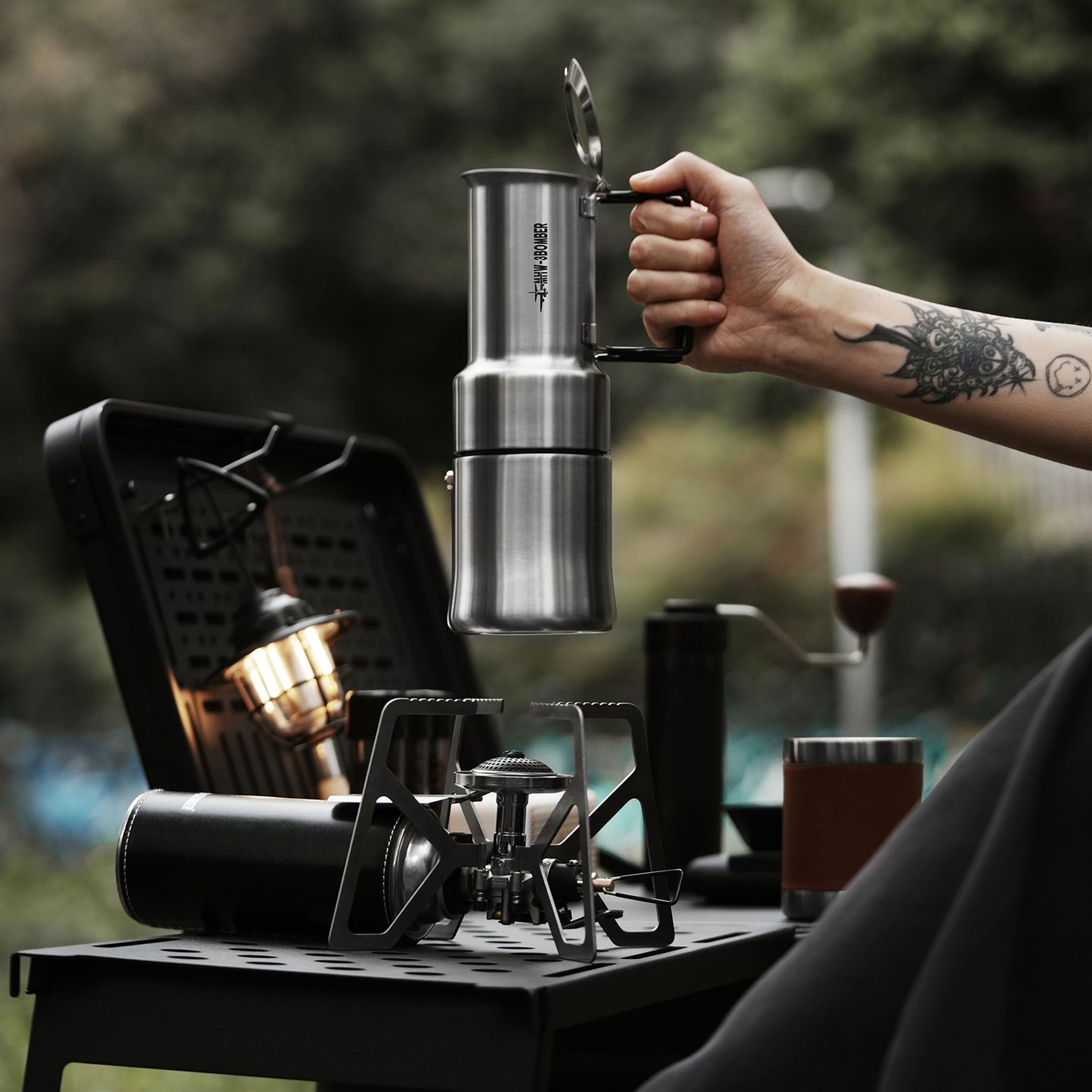 MHW-3BOMBER MET Outdoor Cassette Stove