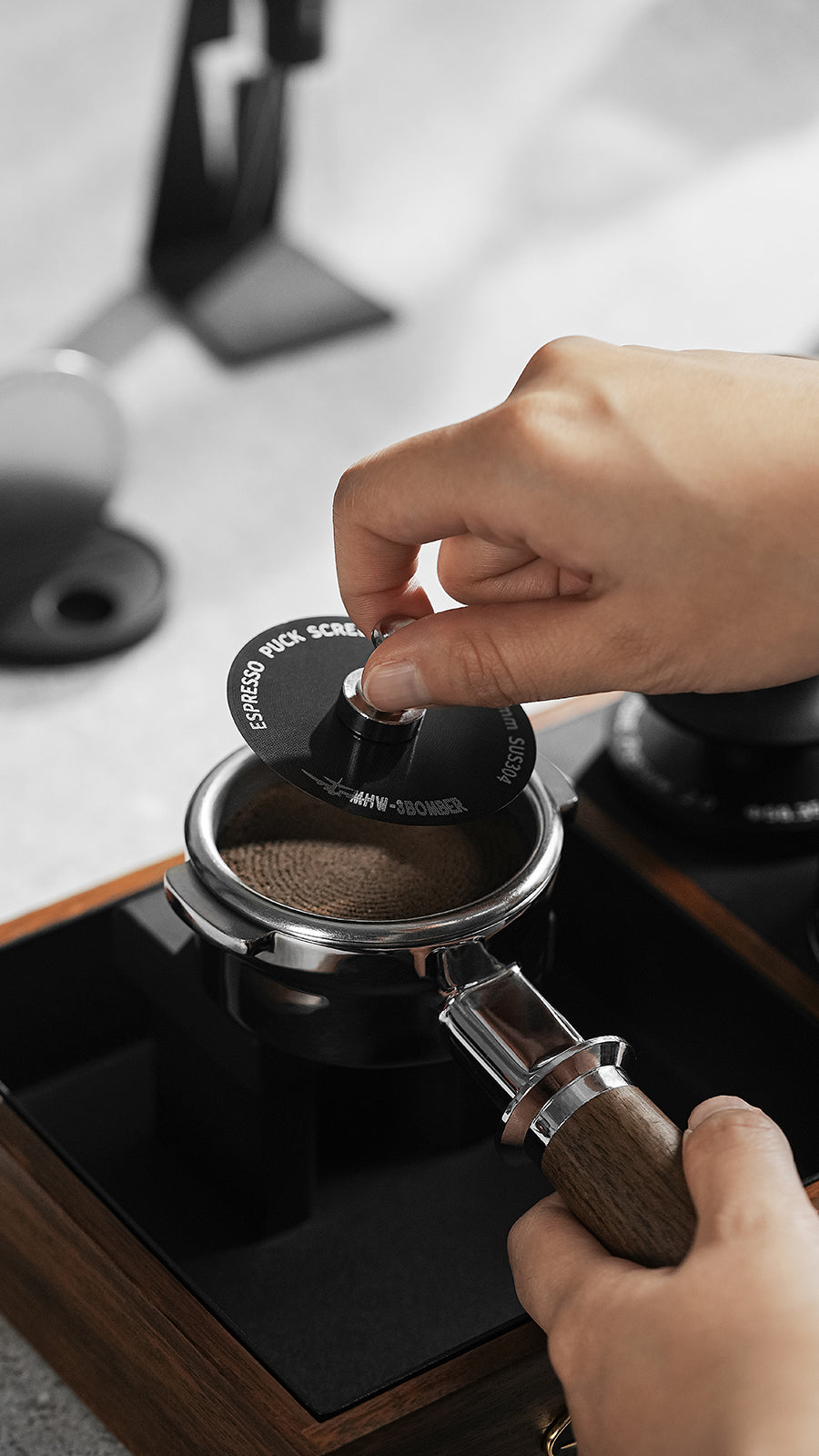 MHW-3BOMBER Espresso Puck Screen Stand 51-58 mm