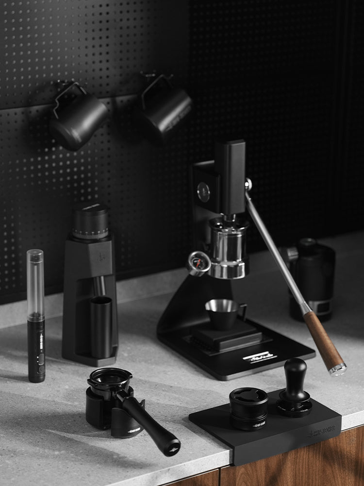 MHW Astra Series Bottomless Portafilter 58mm Black