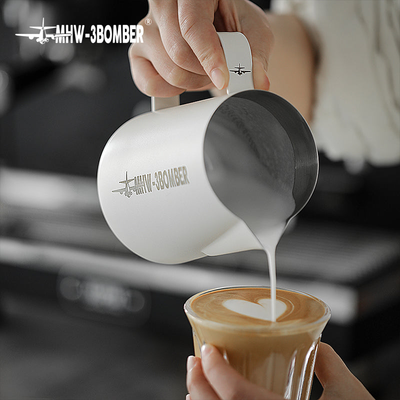 MHW Classic 3.0 Milk Pitcher 600ml - Black