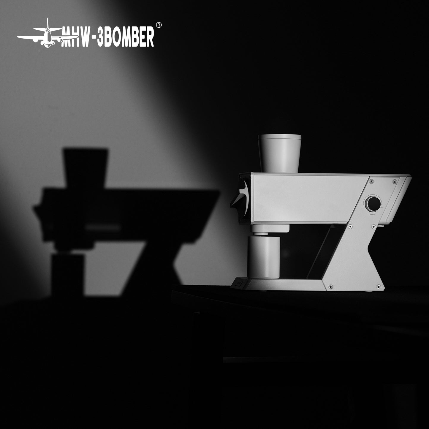 MHW-3BOMBER F74 Navigator Electric Coffee Grinder - White