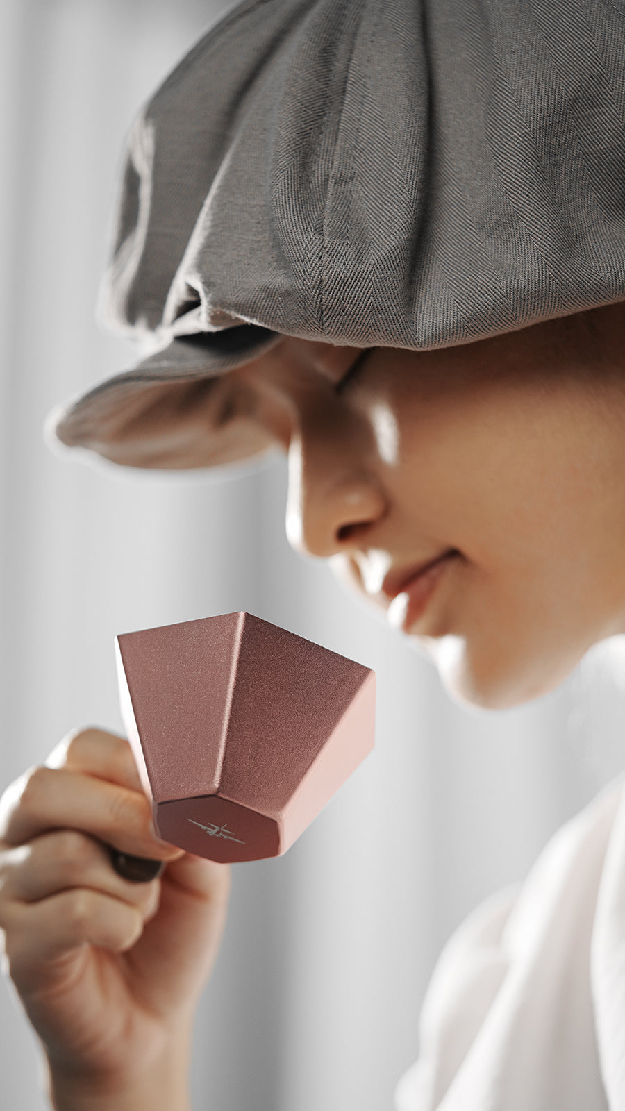 MHW-3BOMBER Prism Measuring Cup - Silver