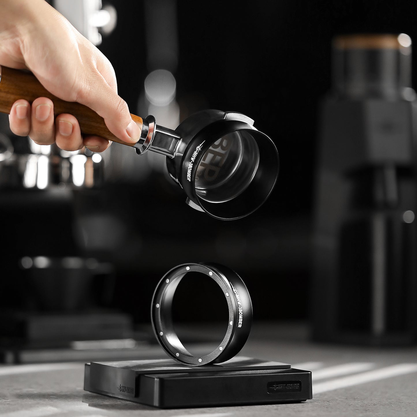 MHW-3BOMBER Espresso Magnetic Coffee Dosing Funnel 58mm