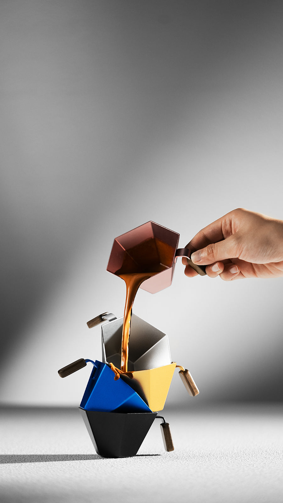 MHW-3BOMBER Prism Measuring Cup - Silver