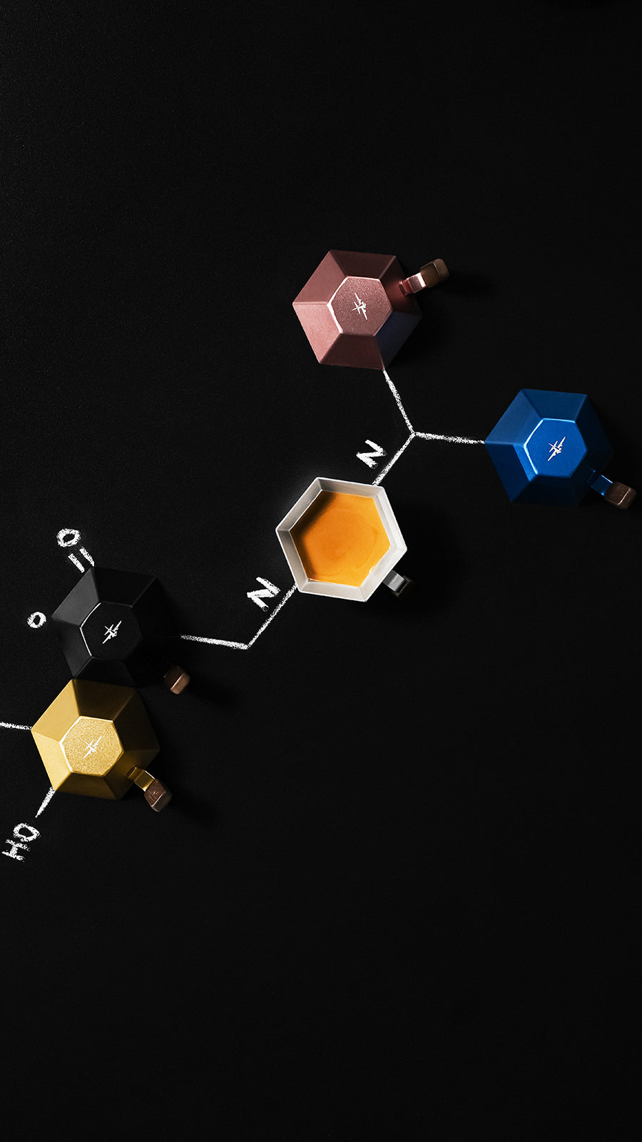 MHW-3BOMBER Prism Measuring Cup - Silver