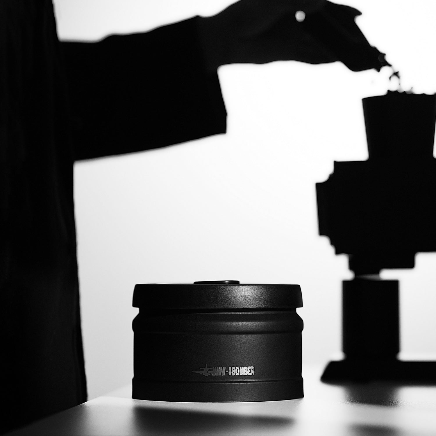 MHW Coffee Manual Vacuum Storage Canister - Black