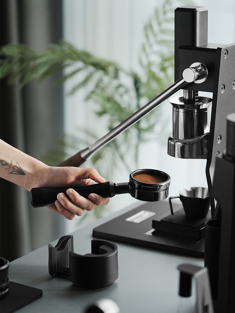 MHW Astra Series Bottomless Portafilter 58mm Black