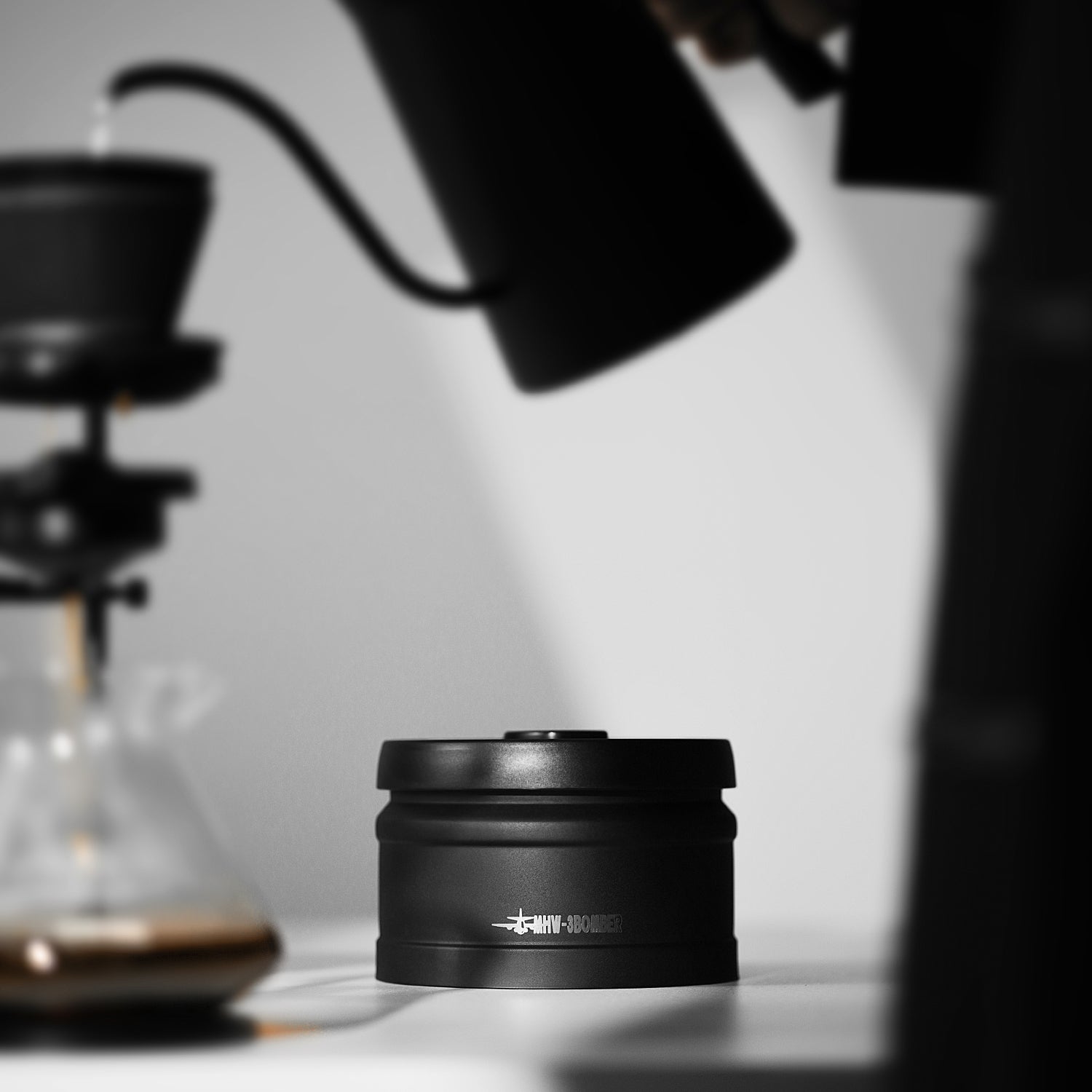 MHW Coffee Manual Vacuum Storage Canister - Black