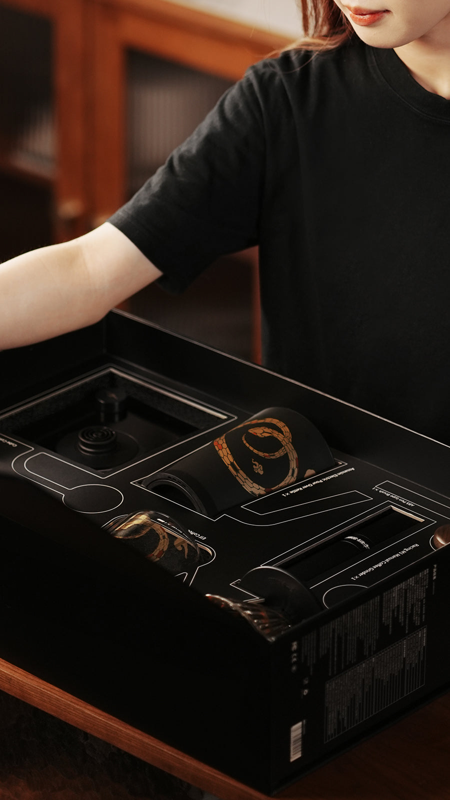 MHW-3BOMBER Serpent Collection Pour Over Coffee Gift Box