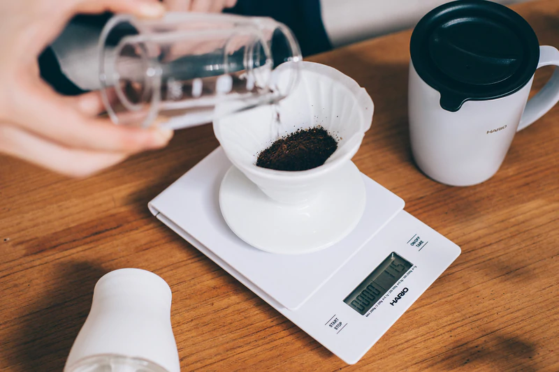 Hario V60 Drip Coffee Scale - White