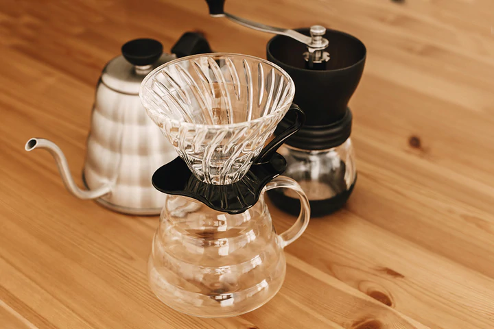 Hario V60 Glass Coffee Dripper 02