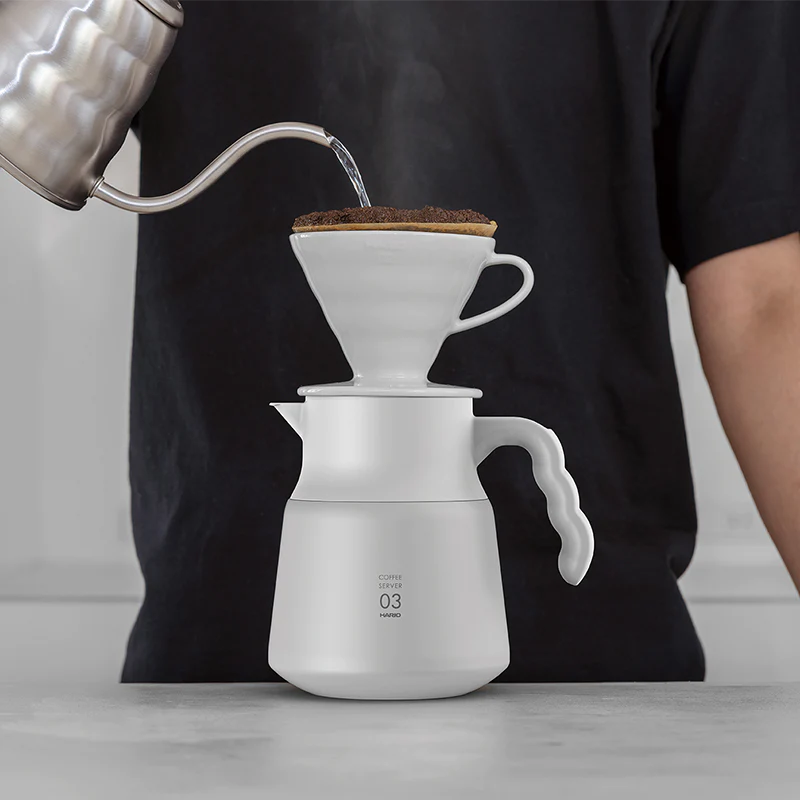 Hario Insulated Server 02 - White